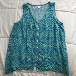 Tunic-style tank top in medium